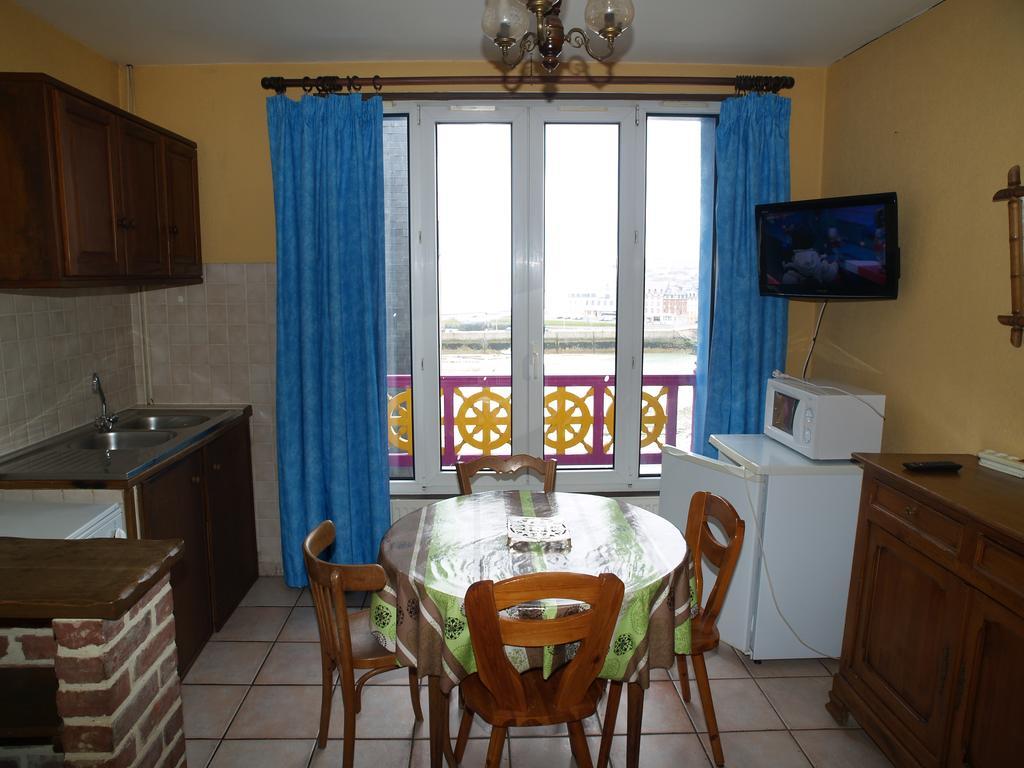 Ets Levillain - Hotel Les Caletes เลอเทรปอร์ ภายนอก รูปภาพ